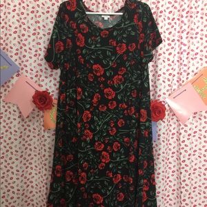 Rose design LuLaRoe Carly 2Xl